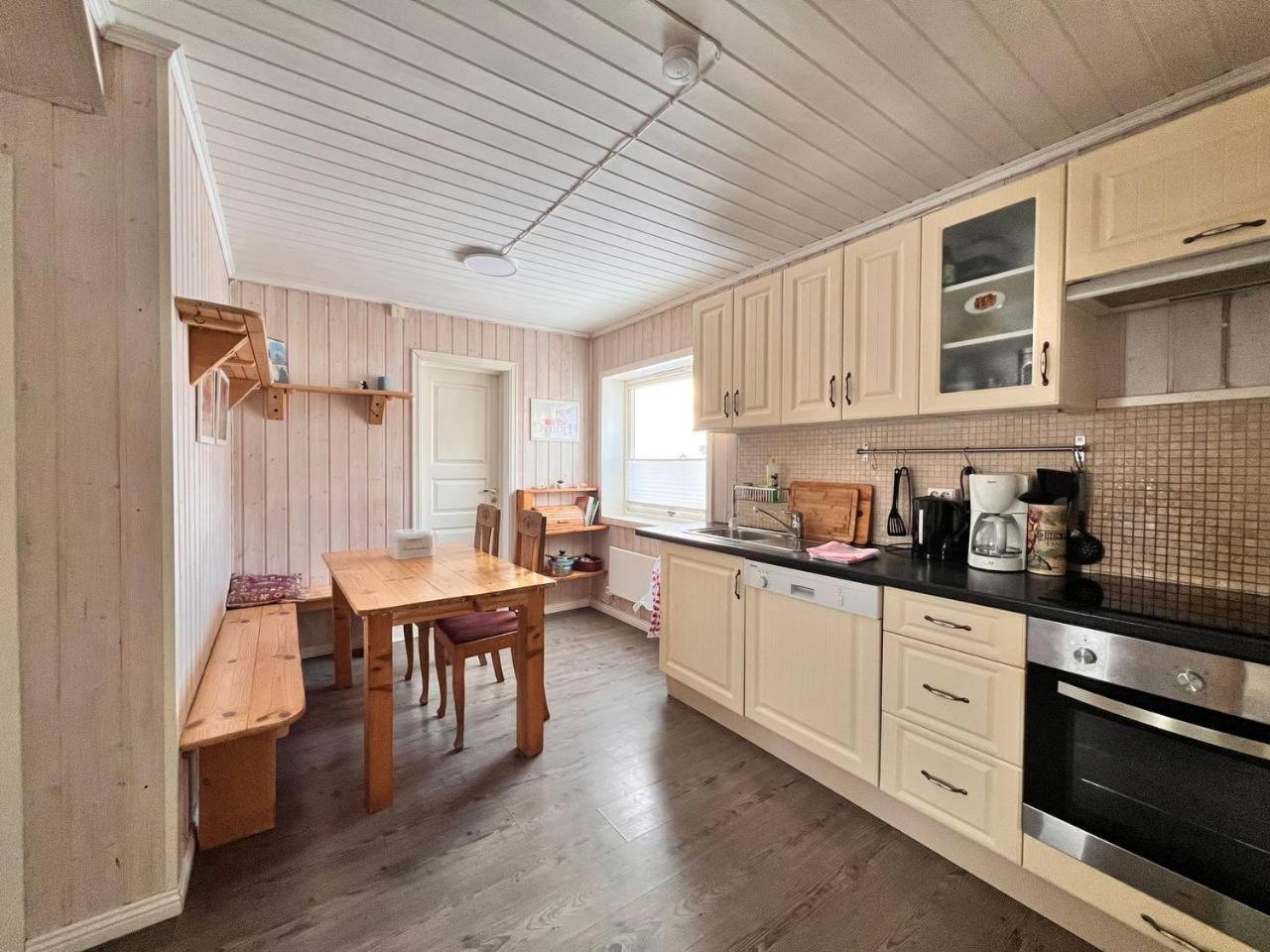 Apartamento Blue House I At The End Of The World Mehamn Exterior foto